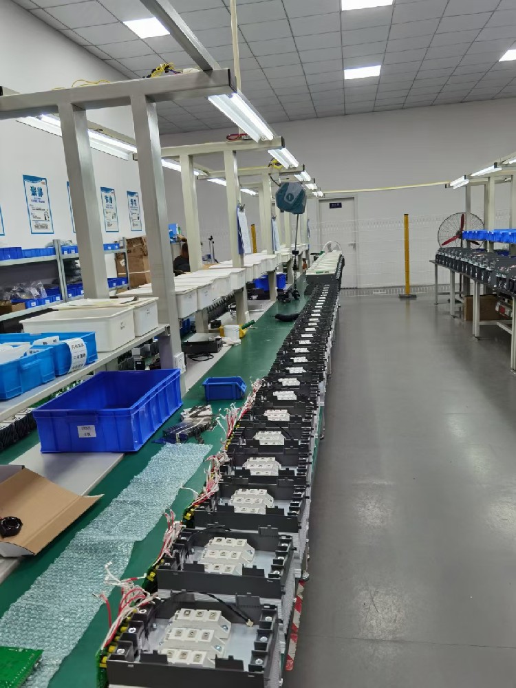 电力调解器的额定电压、额定电流和额定功率是怎样确定的？？？？