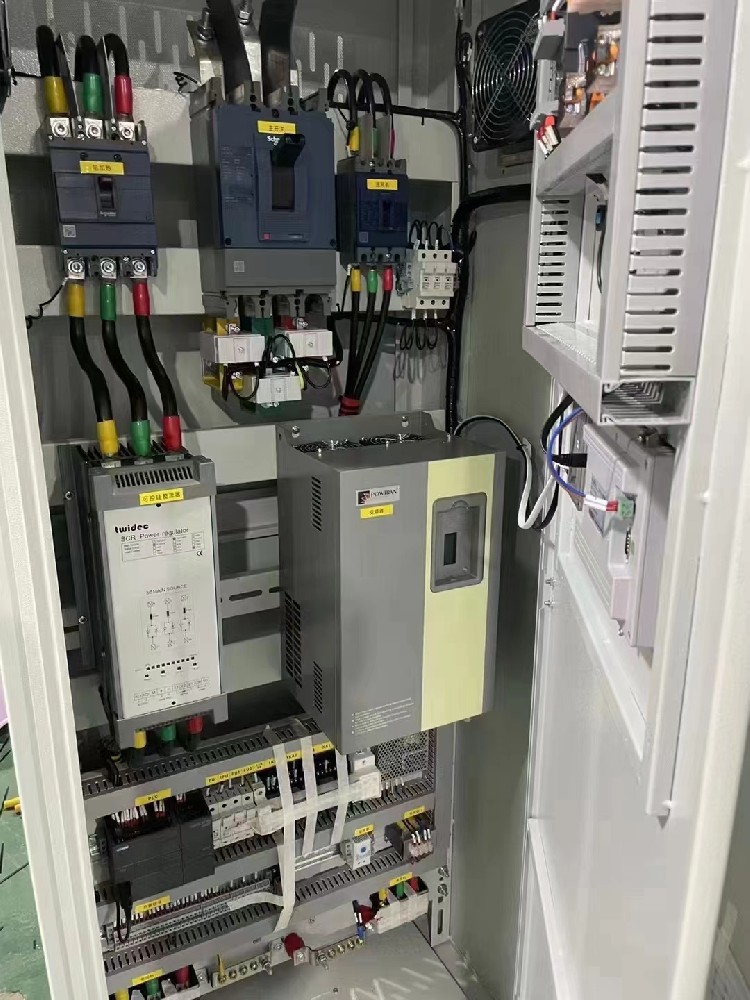 关于间歇性事情的负载，，，怎样选择合适的电力调解器以提高其使用寿命？？？？？